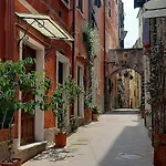 L'angolo D'amare Леричи